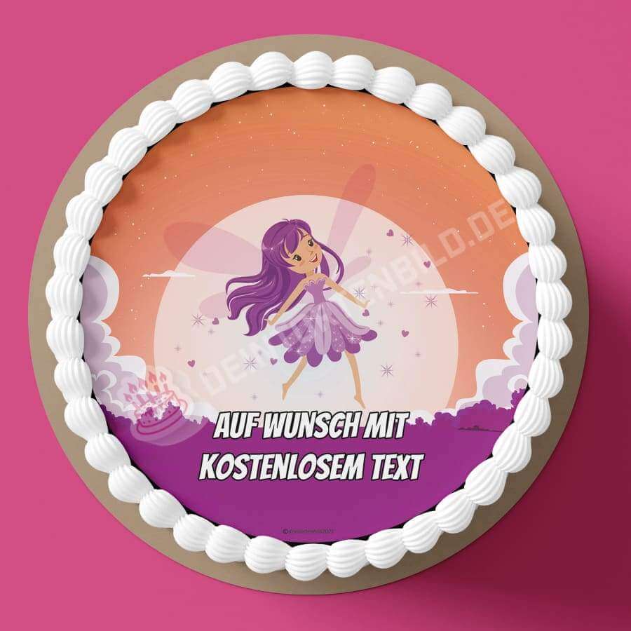 Motiv: Cartoon Fee LilaHochwertige und individuelle Tortenaufleger für jeden Anlass
Tortenaufleger Cartoon Fee Lila in 20cm Kreis 
Unsere Tortenaufleger sind ein ideales Geschenk für besonTortenbildDeintortenbildCartoon Fee Lila