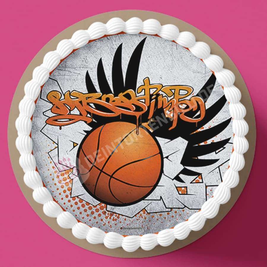 Motiv: Basketball Graffiti - Hochwertige und individuelle Tortenaufleger für jeden Anlass
Tortenaufleger Basketball Graffiti in 20cm Kreis 
Dieser Tortenaufleger mit einem Basketball und orangen - Tortenbild - DeintortenbildBasketball Graffiti